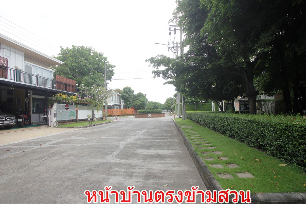 For SaleHouseLadkrabang, Suwannaphum Airport : House for sale in Kazaul Sukhumvit 103 Chalermprakiet Ror. 9 Soi 22 Big house, decorated with additions Outstanding location after the corner opposite the garden The first page of the project 71.7 Wah is convenient to travel near the mall.