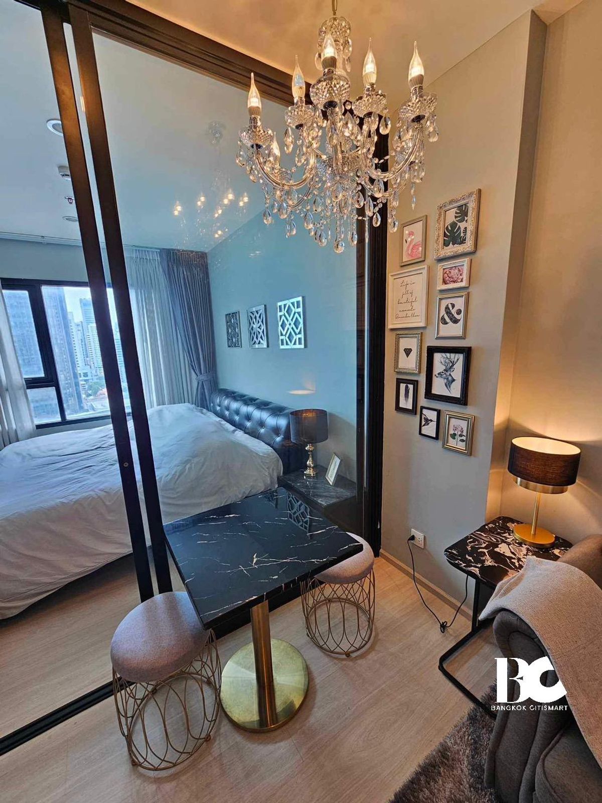 ให้เช่าคอนโดพระราม 9 เพชรบุรีตัดใหม่ RCA : 🔥 HOT DEAL 1 bedroom for rent at Life asoke 🔥
