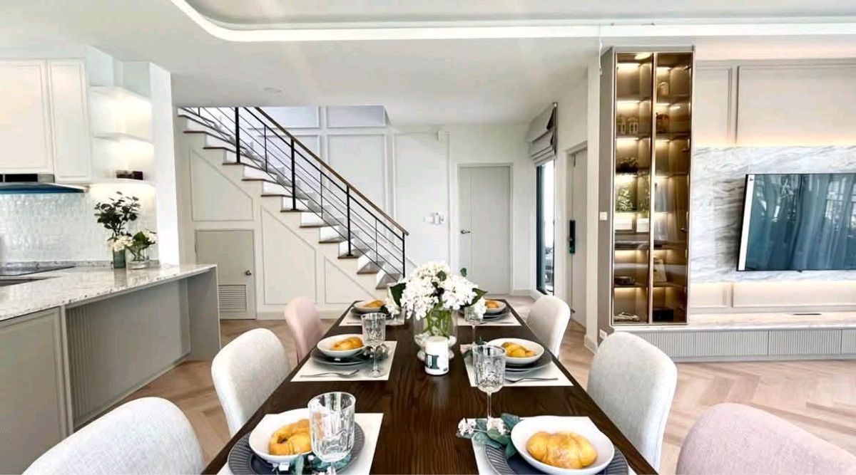 ให้เช่าบ้านบางนา แบริ่ง ลาซาล : 💫💫 Pet Friendly House near Mega Bangna🐱🐶