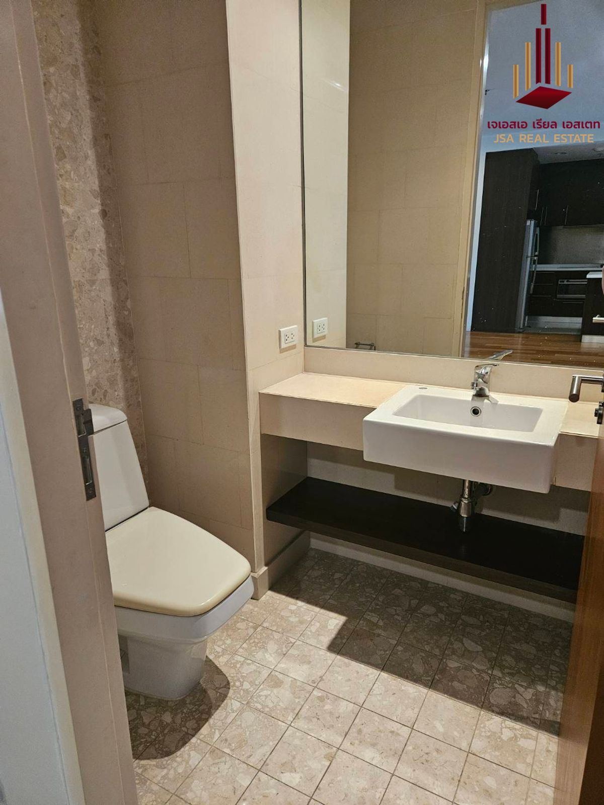 ให้เช่าคอนโดสาทร นราธิวาส : ✨ For Rent: Chatrium Residence Riverside Condo ✨💰 Only 65,000 THB/month