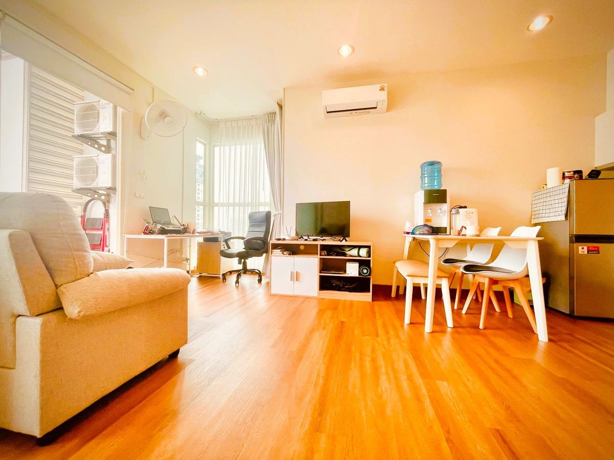 For SaleCondoWongwianyai, Charoennakor : FQ for sale in Lightthouse Condo Condo Price 4,000,000 baht [MKS250969]