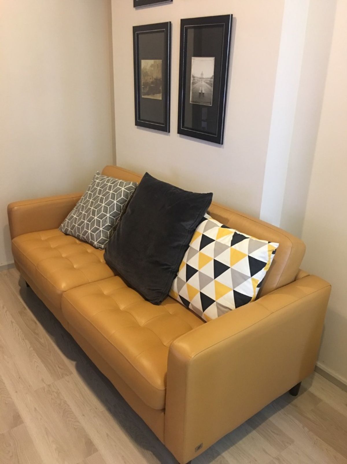 ขายคอนโดรัชดา ห้วยขวาง : Centric Huai Khwang Station / 1 Bedroom (FOR SALE), เซ็นทริค ห้วยขวาง สเตชั่น / 1 ห้องนอน (ขาย) CHER063