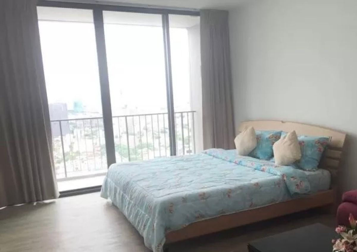 ขายคอนโดลาดพร้าว เซ็นทรัลลาดพร้าว : The Issara Ladprao / 1 Bedroom (SALE WITH TENANT), ดิ อิสสระ ลาดพร้าว / 1 ห้องนอน (ขายพร้อมผู้เช่า) ML046