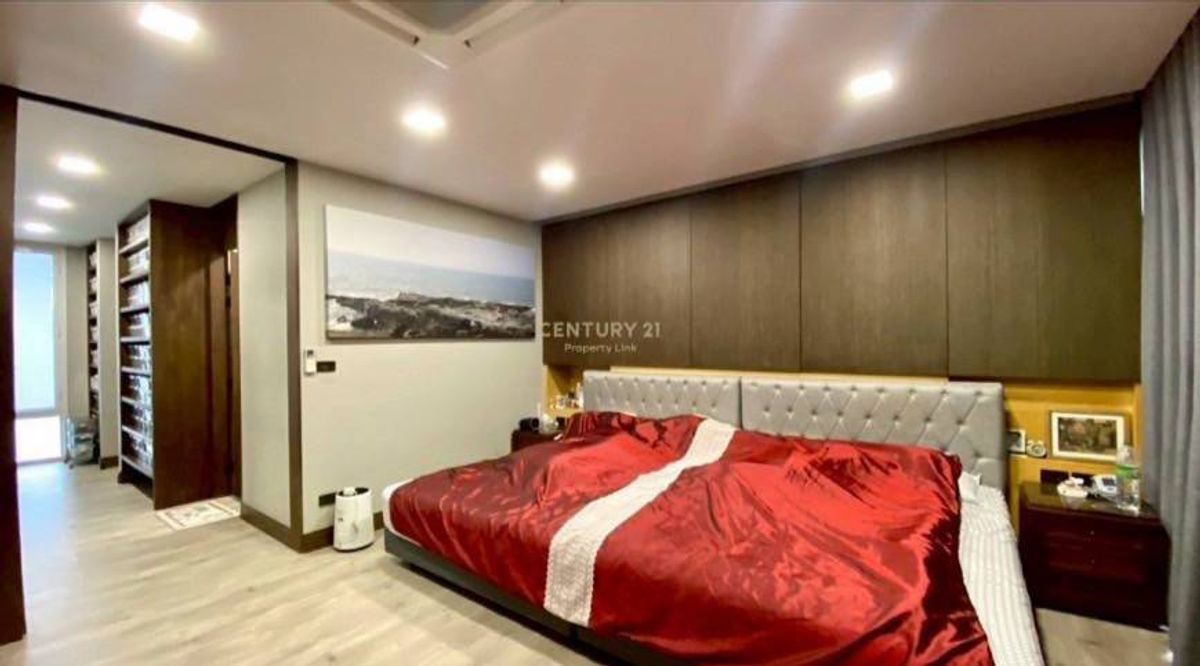 ขายบ้านพระราม 3 สาธุประดิษฐ์ : 🌟 โอกาสเป็นเจ้าของบ้านเดี่ยวสุดหรู Baan Klang Krung พระราม 3 ขนาดใหญ่ โปร่งโล่งสบาย 2 ห้องนอน 4 ห้องน้ำ ใจกลางยานนาวา เดินทางสะดวก