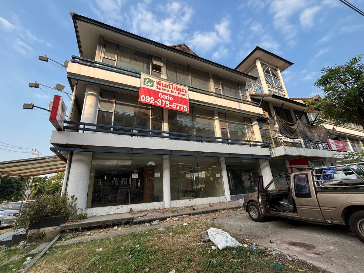 For RentOfficeRama9, Petchburi, RCA : Thamasorn Building area