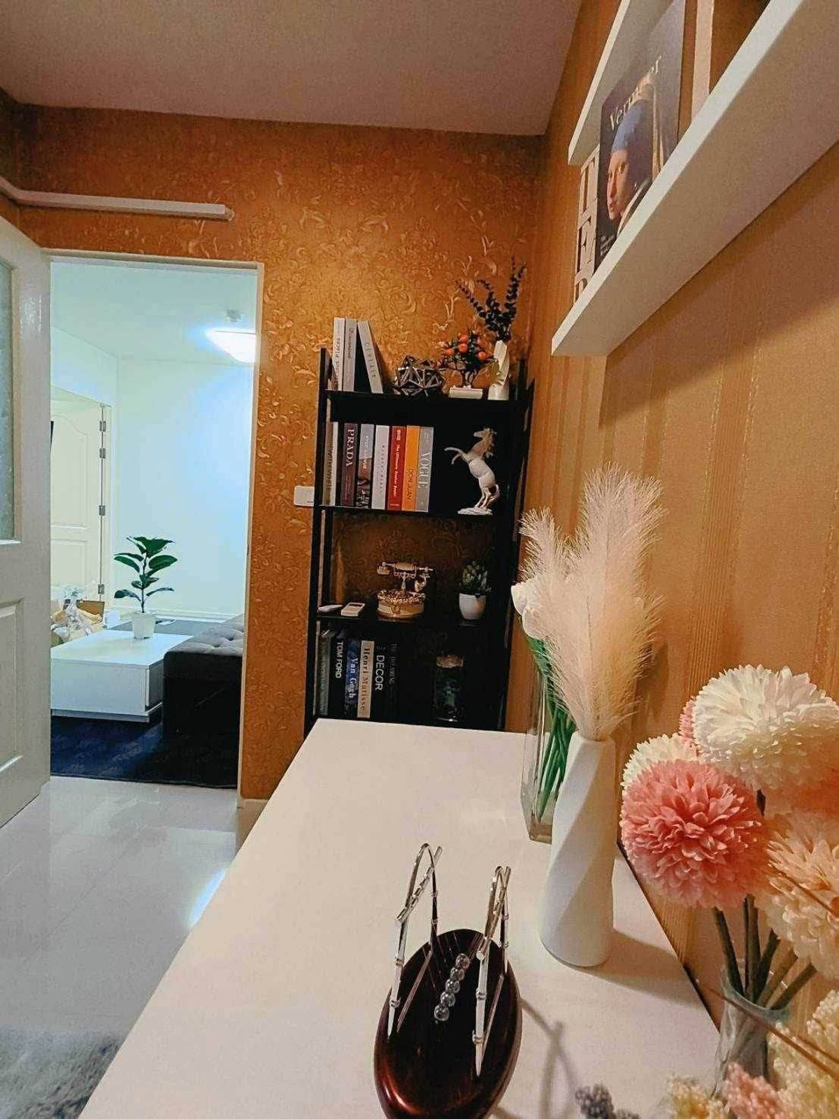 ขายคอนโดบางนา แบริ่ง ลาซาล : ขาย/ให้เช่า คอนโดอยู่ ห่างจาก BTS แบริ่ง ประมาณ 800 เมตร