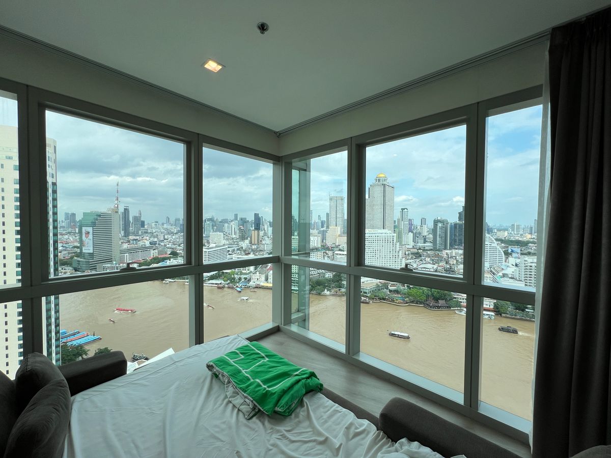 คอนโดวงเวียนใหญ่ เจริญนคร : 👀 สำรวจแบบ 3D: เดอะ ริเวอร์ – ห้องมุม 3 ห้องนอน 🏢🛏️ ขนาด 230 ตร.ม., ชั้น 32 🌟