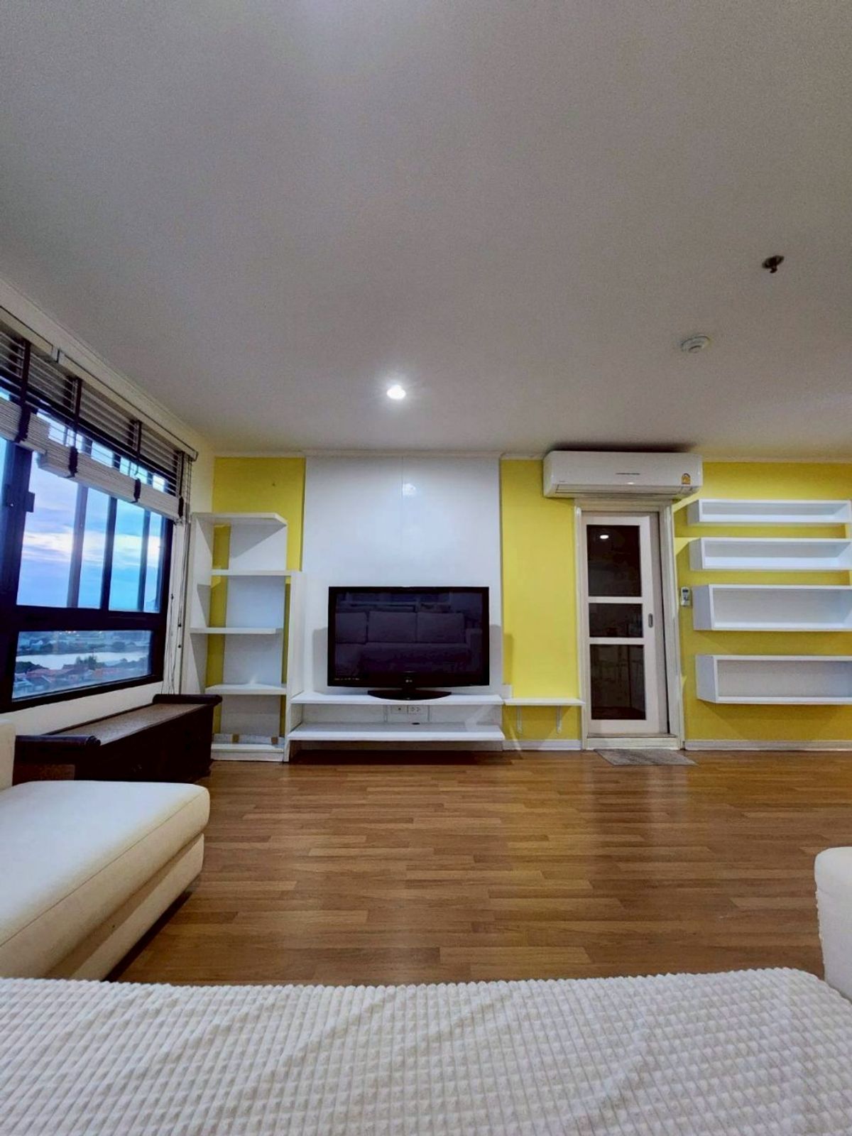 For RentCondoRama3 (Riverside),Satupadit : ✅ LPRV106 ✅ Line : @p2nproperty