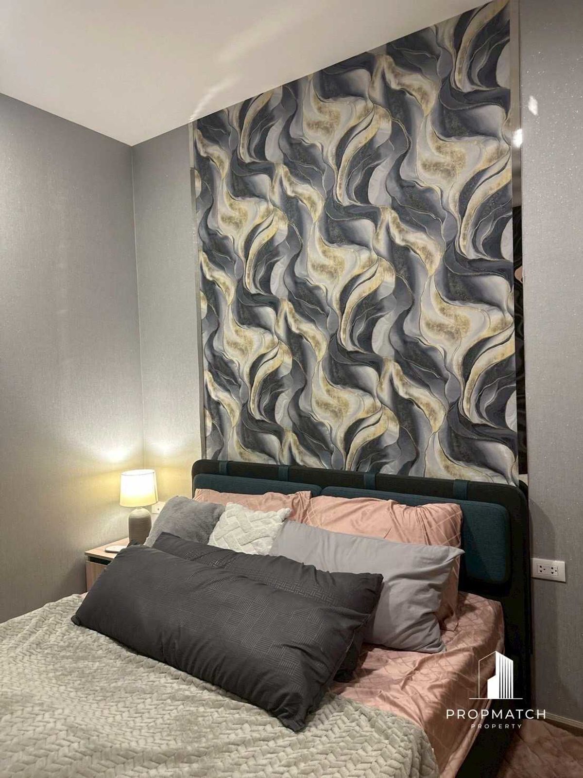 For RentCondoRatchathewi,Phayathai : 🔥HOT Price🔥XT Phayathai 35 SQM 21,000b💫 Ready to end.