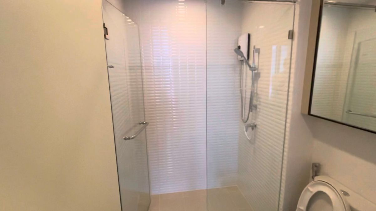 For RentCondoKasetsart, Ratchayothin : 🔥For urgent rent🔥Chewathai Kaset-Nawamin, high floor, open view, fully furnished, ready to move in, near BTS Kasetsart University