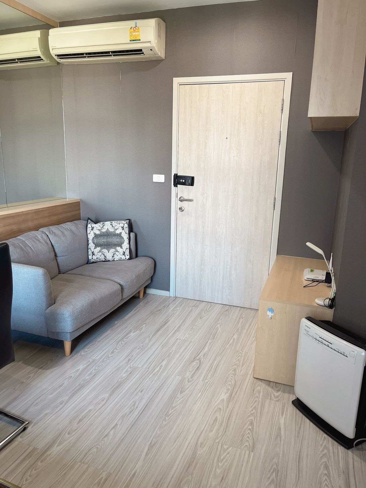 ขายคอนโดบางนา แบริ่ง ลาซาล : Ideo Mobi Sukhumvit Eastgate / Studio (SALE WITH TENANT), ไอดีโอ โมบิ สุขุมวิท อีสท์เกต / สตูดิโอ (ขายพร้อมผู้เช่า) PANG057