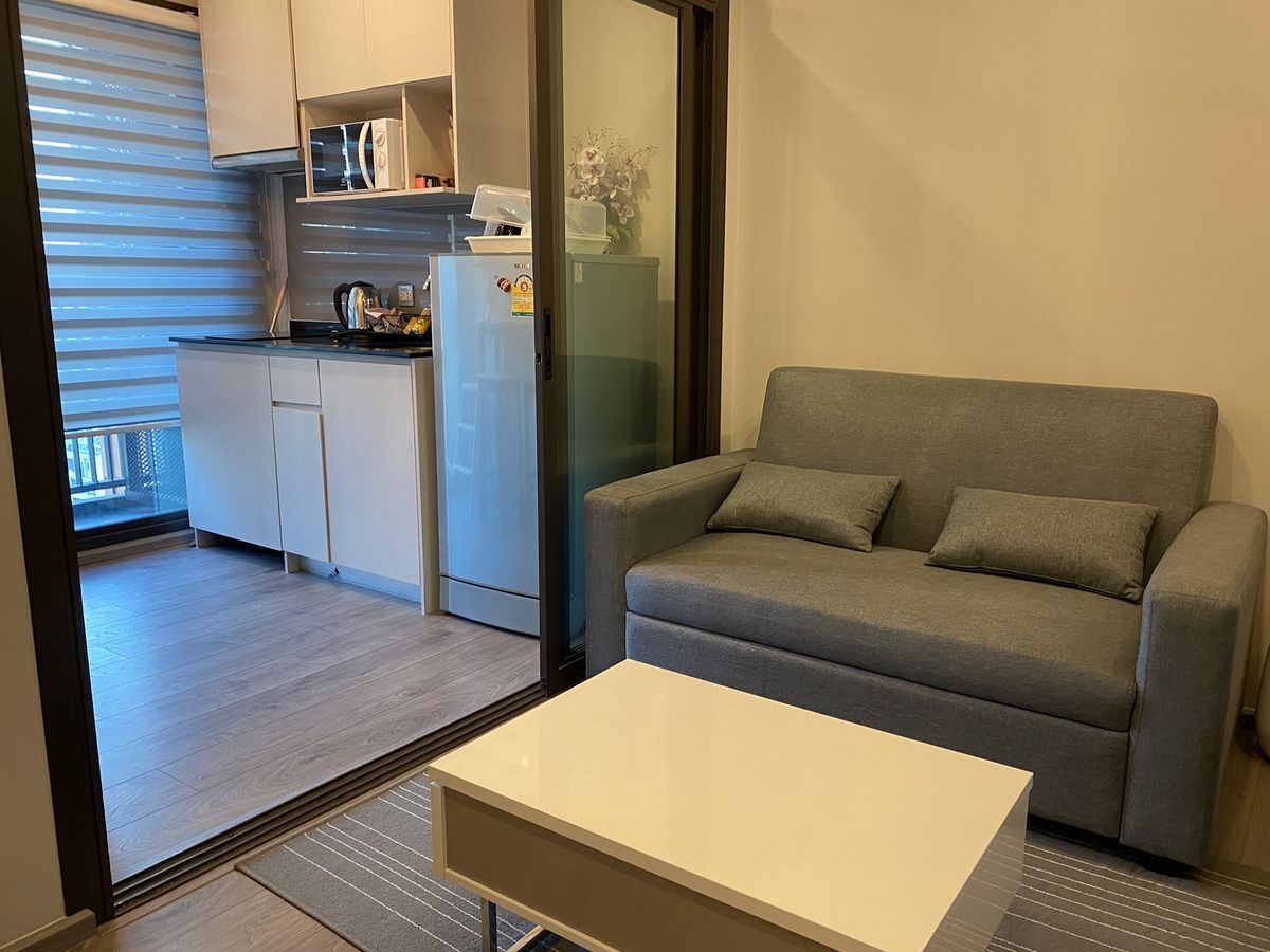 ขายคอนโดลาดพร้าว เซ็นทรัลลาดพร้าว : Whizdom Avenue Ratchada - Ladprao / 1 Bedroom (SALE WITH TENANT), วิสซ์ดอม อเวนิว รัชดา - ลาดพร้าว / 1 ห้องนอน (ขายพร้อมผู้เช่า) ML053
