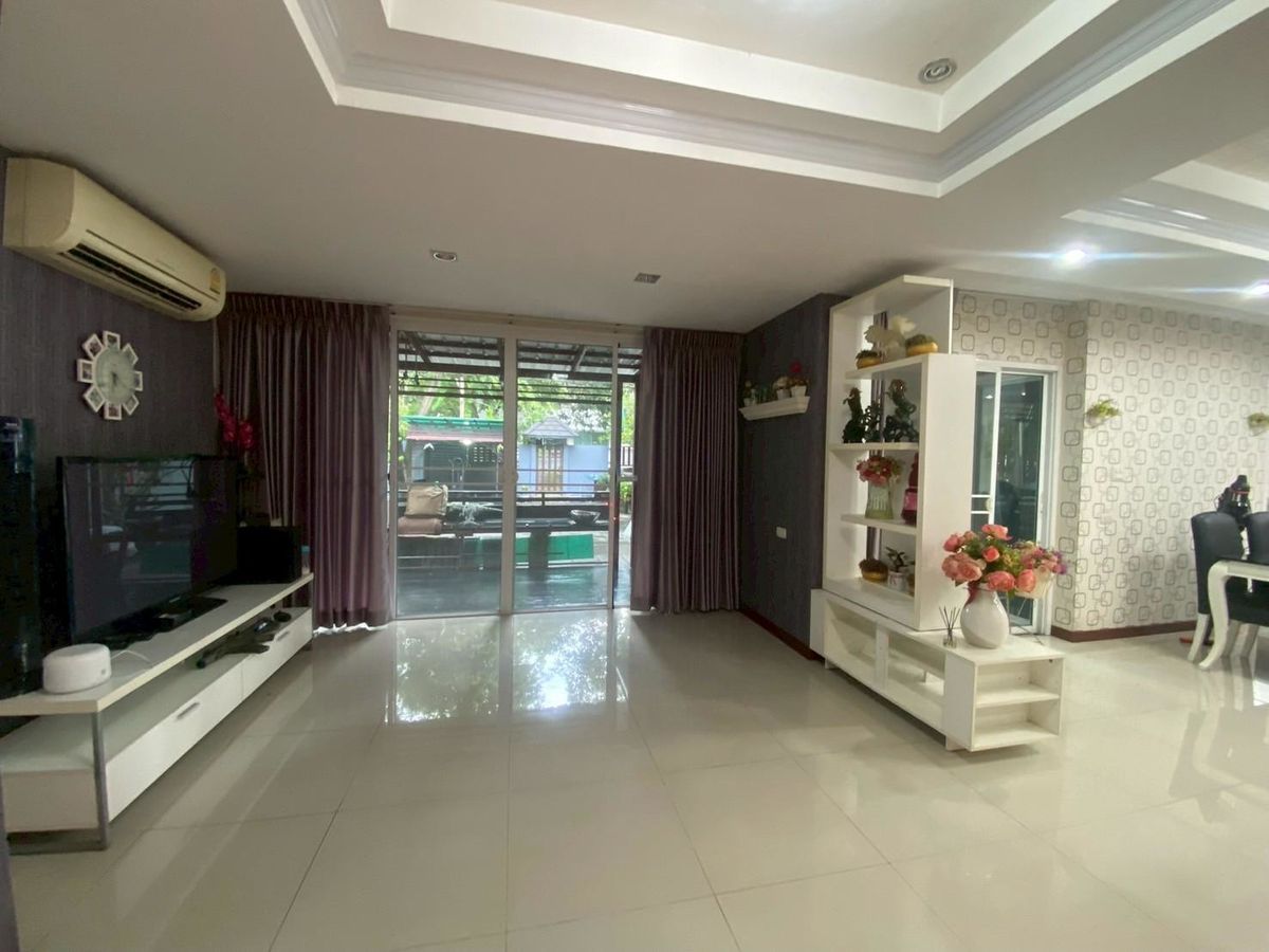 ขายบ้านวิภาวดี ดอนเมือง หลักสี่ : ขายบ้านเดี่ยว2ชั้น หมู่บ้านโนเบิล นีโอซิตี้ ดอนเมือง หลังมุม ทำเลดีบ้านสวย พร้อมอยู่