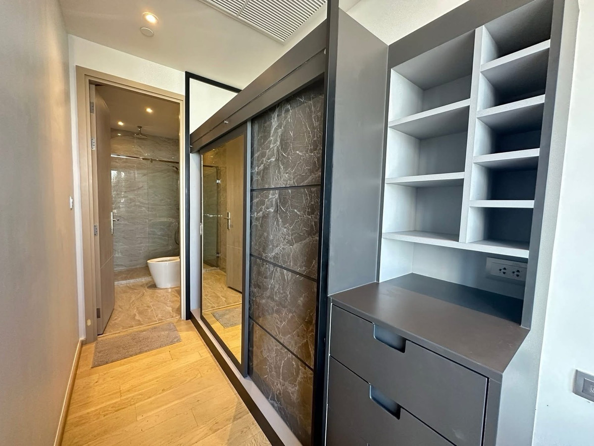 For RentCondoRama9, Petchburi, RCA : 🌿🏙️✨ The room is available in full 🧸💖