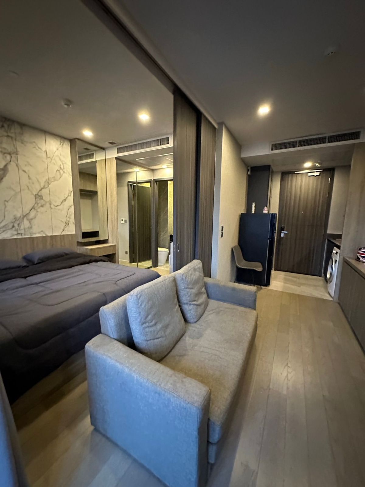 ให้เช่าคอนโดสุขุมวิท อโศก ทองหล่อ :  FOR RENT  1 BEDROOM 34 SQ.M   READY TO MOVE IN  -- CALL NOW 094-641-5974