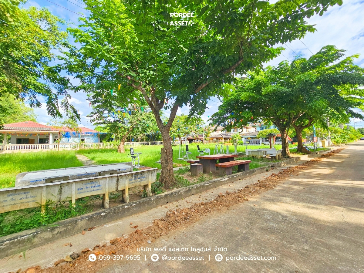For SaleTownhomeNakhon Pathom : sell!! Twin house, Ban Suan Nakhon Chai Si, Nakhon Pathom Province (size 40 sq.w.), the road in front of the house, 7 meters wide, the project is on the main road, Petchkasem Road: (Baan Suan Nakhon Chai Si).
