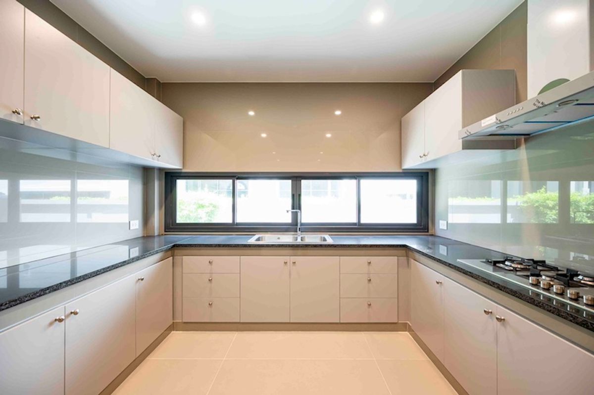 ขายบ้านพัฒนาการ ศรีนครินทร์ : ขายบ้านสวยหรู  นาราสิริ กรุงเทพกรีฑา  สวยพร้อมอยู่  