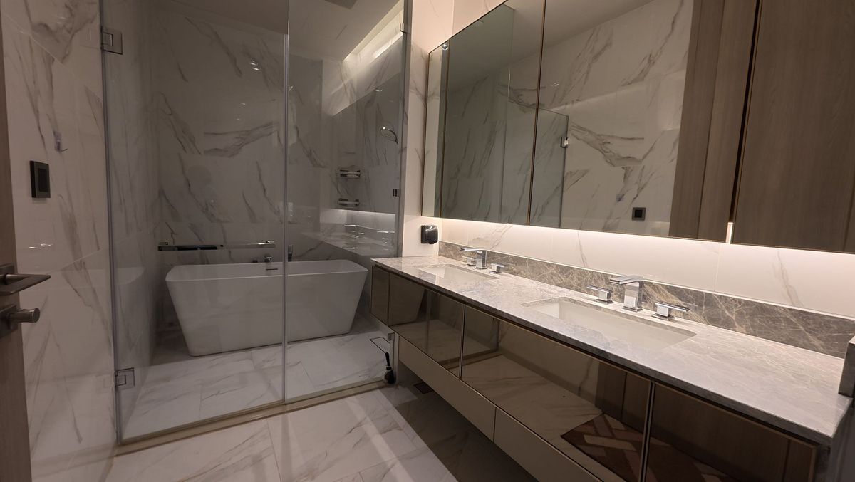 ขายคอนโดสาทร นราธิวาส : ขายคอนโด The Reserve Sathorn ราคา 65,000,000 บาท [JZsr250907]