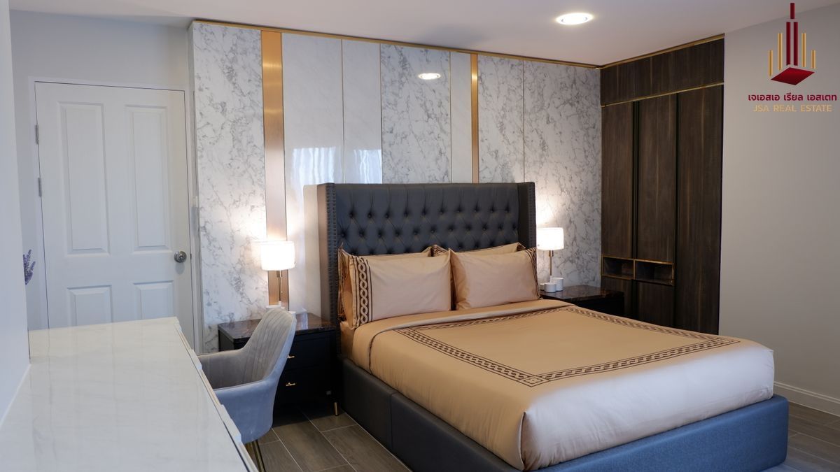 For SaleCondoRama9, Petchburi, RCA : ✨ For Sale: Belle Grand Rama 9 Condo ✨ 💰 ONLY 28,0000,000 THB