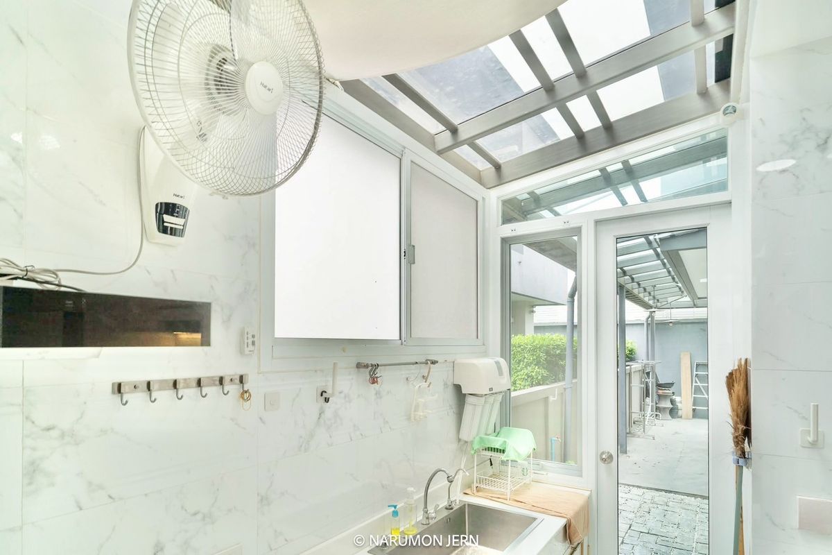 HousePattanakan, Srinakarin : ✨ Urgent sale Luxury luxury design, imported marble