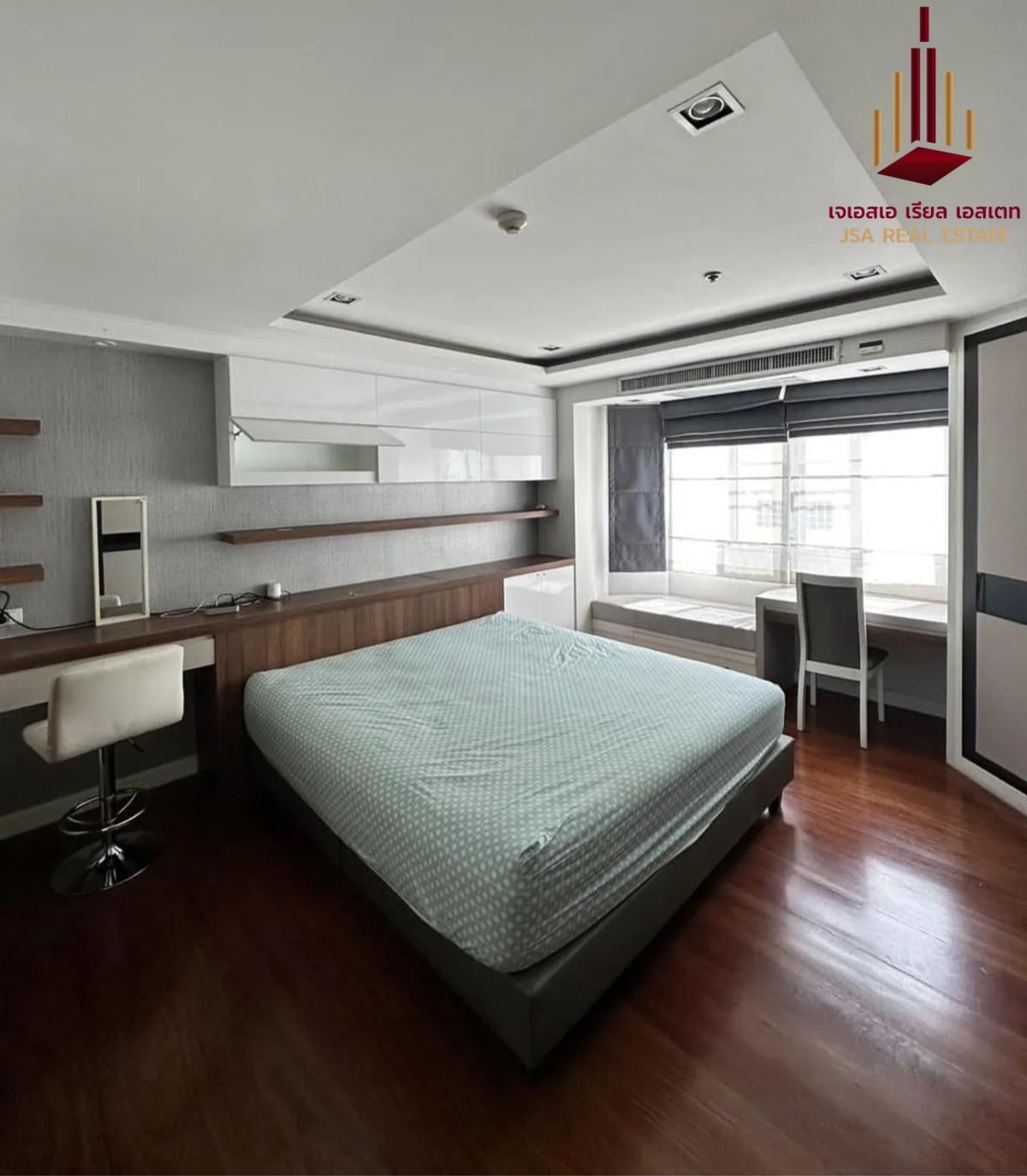 For RentCondoSilom, Saladaeng, Bangrak : ✨ For Rent: Silom Parkview Condo ✨ 💰 ONLY 40,000 THB/Month