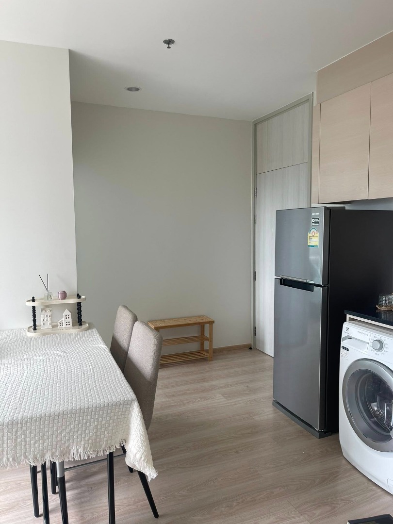 For RentCondoRatchadapisek, Huaikwang, Suttisan : 🔥Urgent Rent🔥 Noble Revolve Ratchada 2, fully furnished, ready to move in, 100 meters from the MRT Cultural Center.