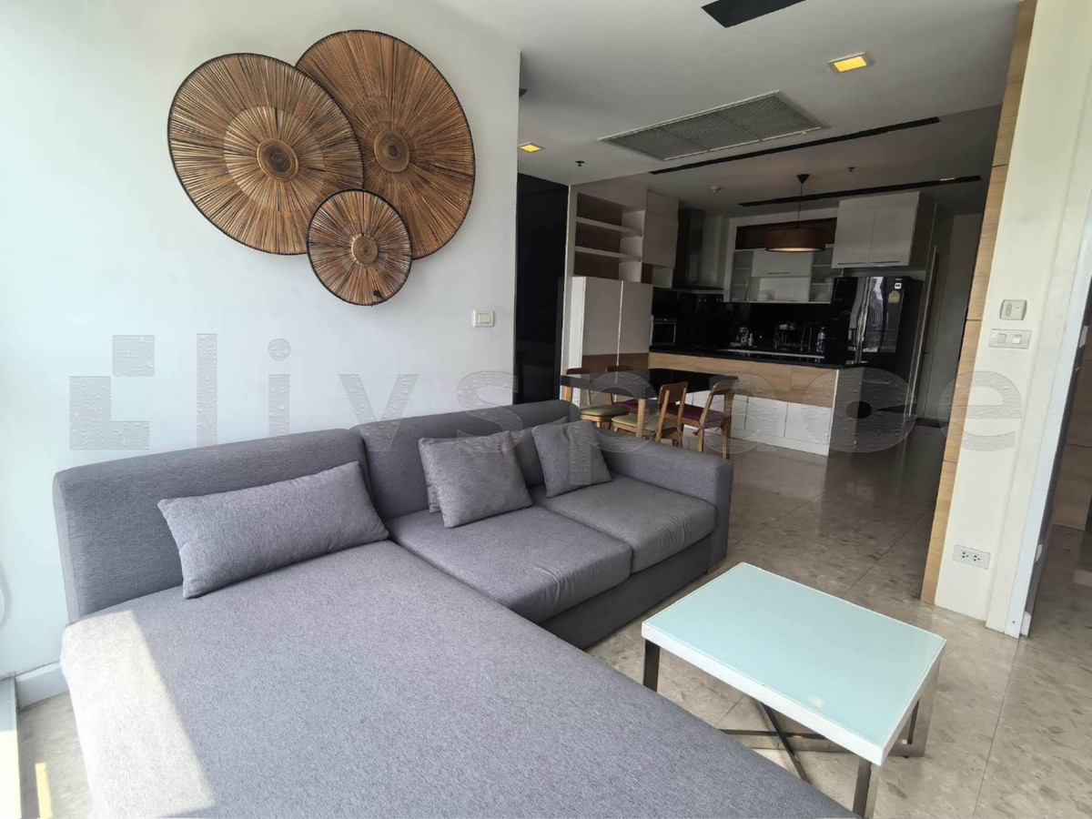 ให้เช่าคอนโดสุขุมวิท อโศก ทองหล่อ : ▚ LG110ツ ให้เช่า: Nusasiri Grand เอกมัย – 1 Bed 80 ตร.ม. 🏙️✨ ตึก B ไซส์ใหญ่หายาก ชั้นสูงวิวเมืองไม่บล็อก ม่านไฟฟ้า เฟอร์ครบ พร้อมเข้าอยู่ทันที