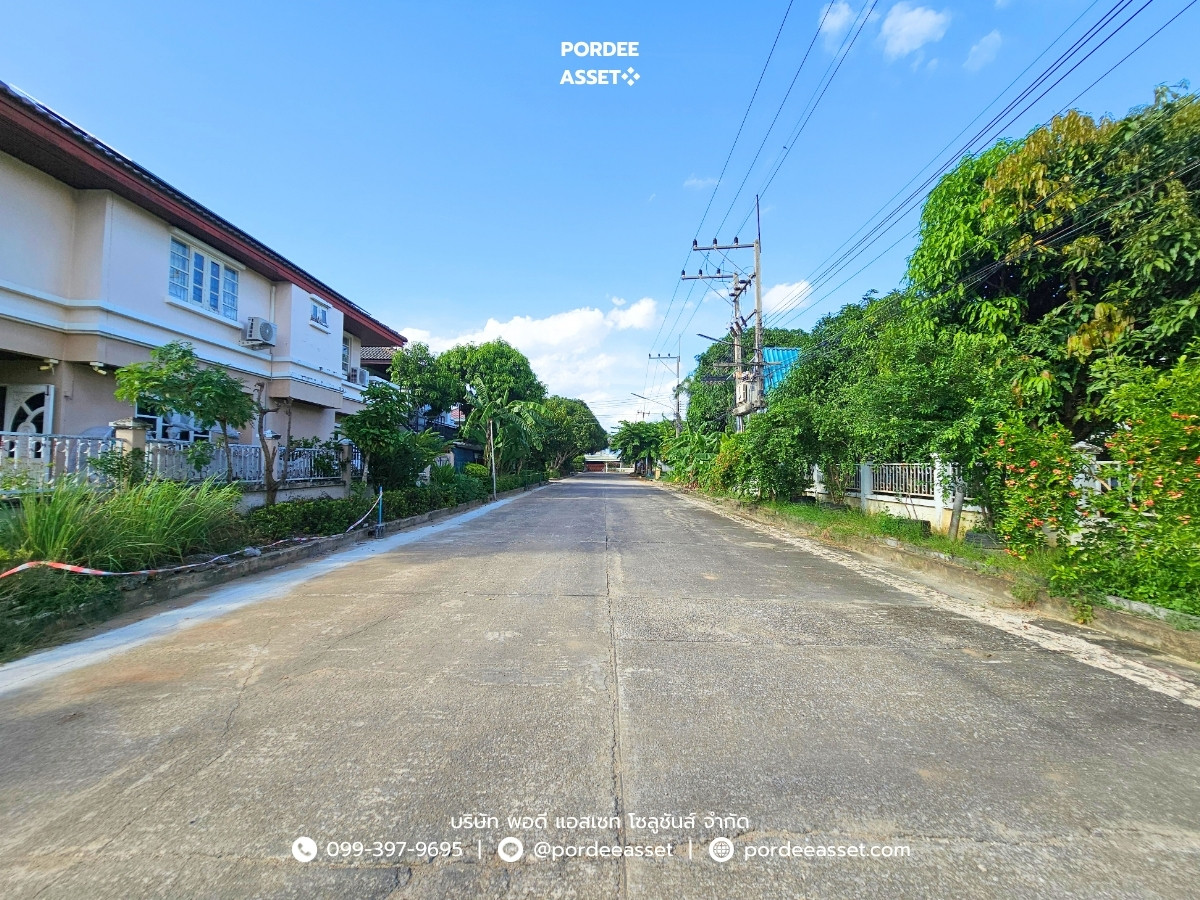 For SaleTownhomeNakhon Pathom : sell!! Twin house, Ban Suan Nakhon Chai Si, Nakhon Pathom Province (size 40 sq.w.), the road in front of the house, 7 meters wide, the project is on the main road, Petchkasem Road: (Baan Suan Nakhon Chai Si).
