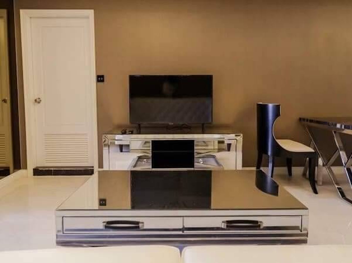 For SaleCondoSilom, Saladaeng, Bangrak : 💥CP-8949💥 Condo for sale, beautiful room, good price, State Tower 👉 Add Line @primahome