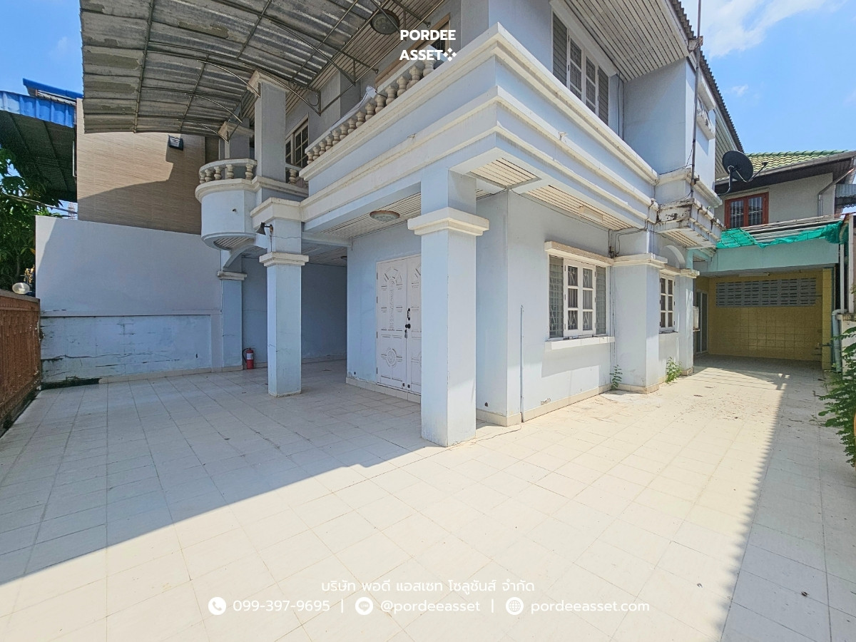 For SaleTownhomeNakhon Pathom : sell!! Twin house, Ban Suan Nakhon Chai Si, Nakhon Pathom Province (size 40 sq.w.), the road in front of the house, 7 meters wide, the project is on the main road, Petchkasem Road: (Baan Suan Nakhon Chai Si).