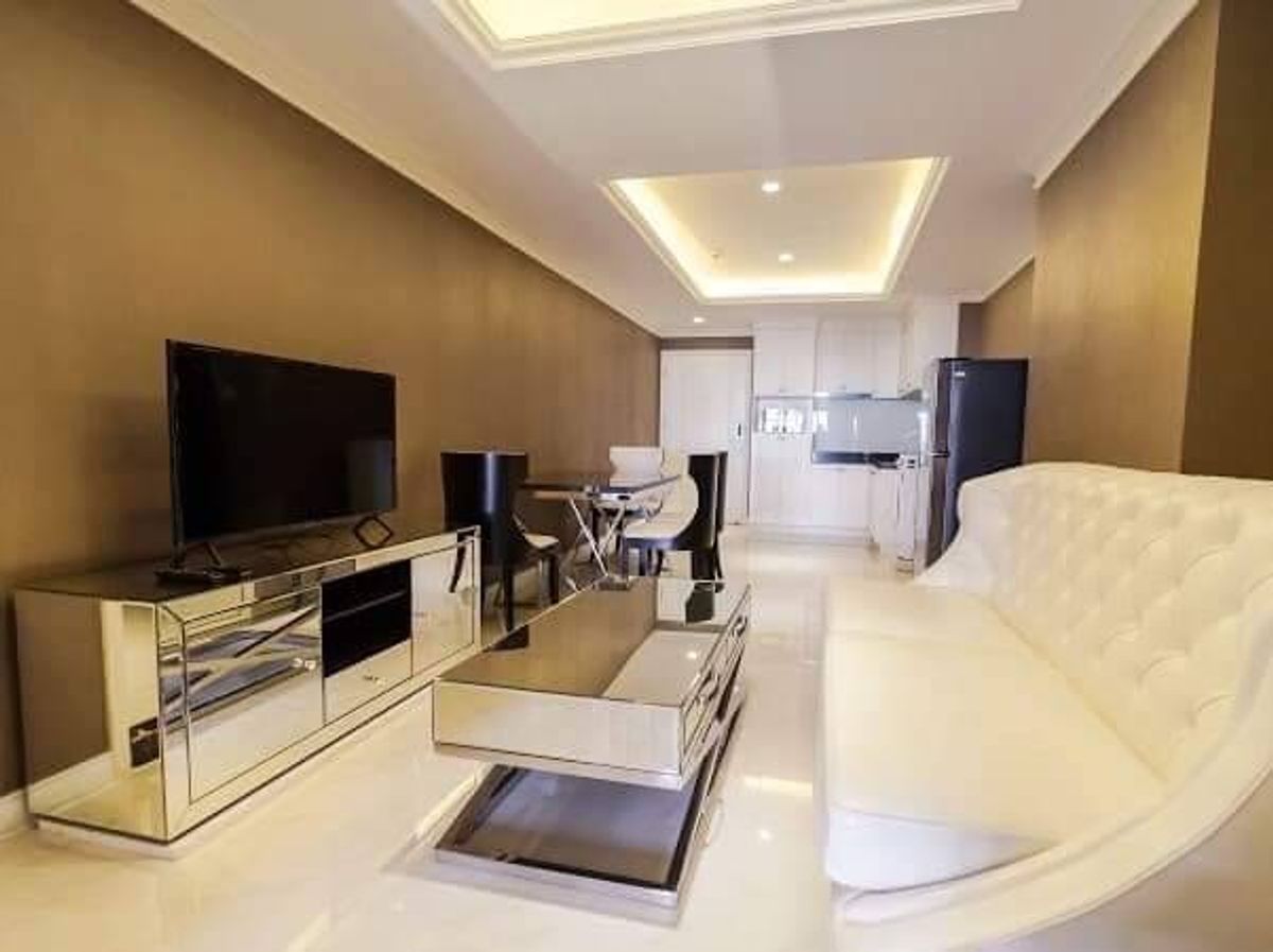 For RentCondoSilom, Saladaeng, Bangrak : 💥CP-8949💥State Tower 👉Line : @primahome