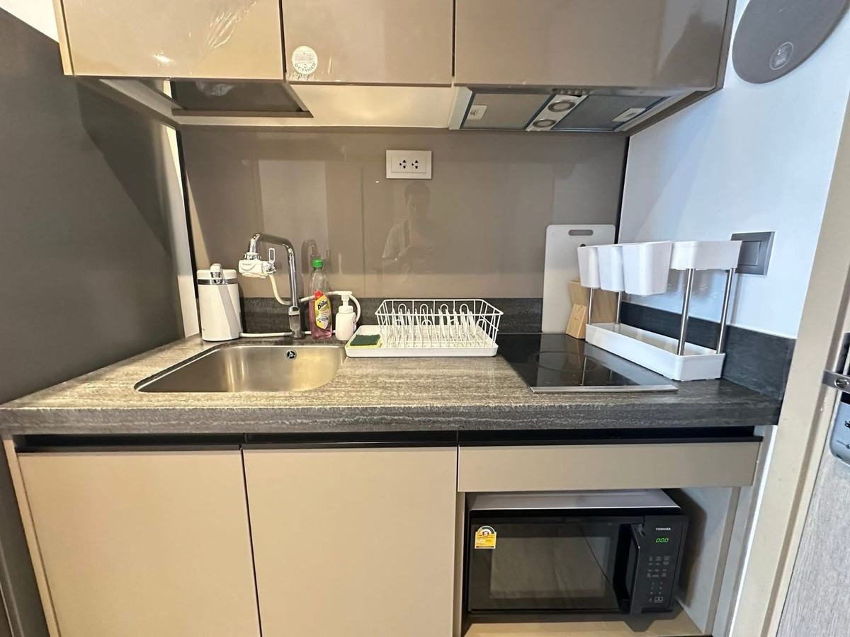 For RentCondoRama9, Petchburi, RCA : 🌿🏙️✨ The room is available in full 🧸💖