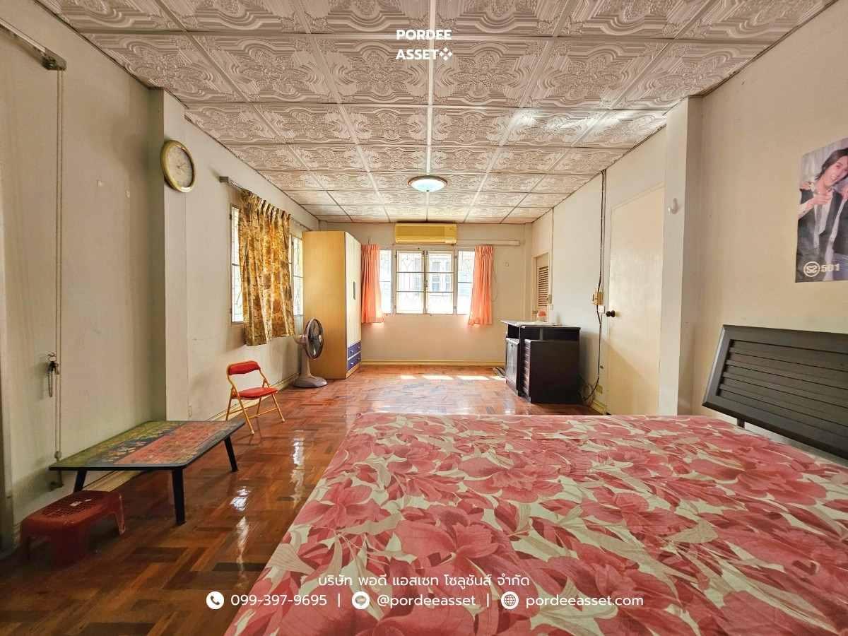 For SaleTownhomeNakhon Pathom : sell!! Twin house, Ban Suan Nakhon Chai Si, Nakhon Pathom Province (size 40 sq.w.), the road in front of the house, 7 meters wide, the project is on the main road, Petchkasem Road: (Baan Suan Nakhon Chai Si).