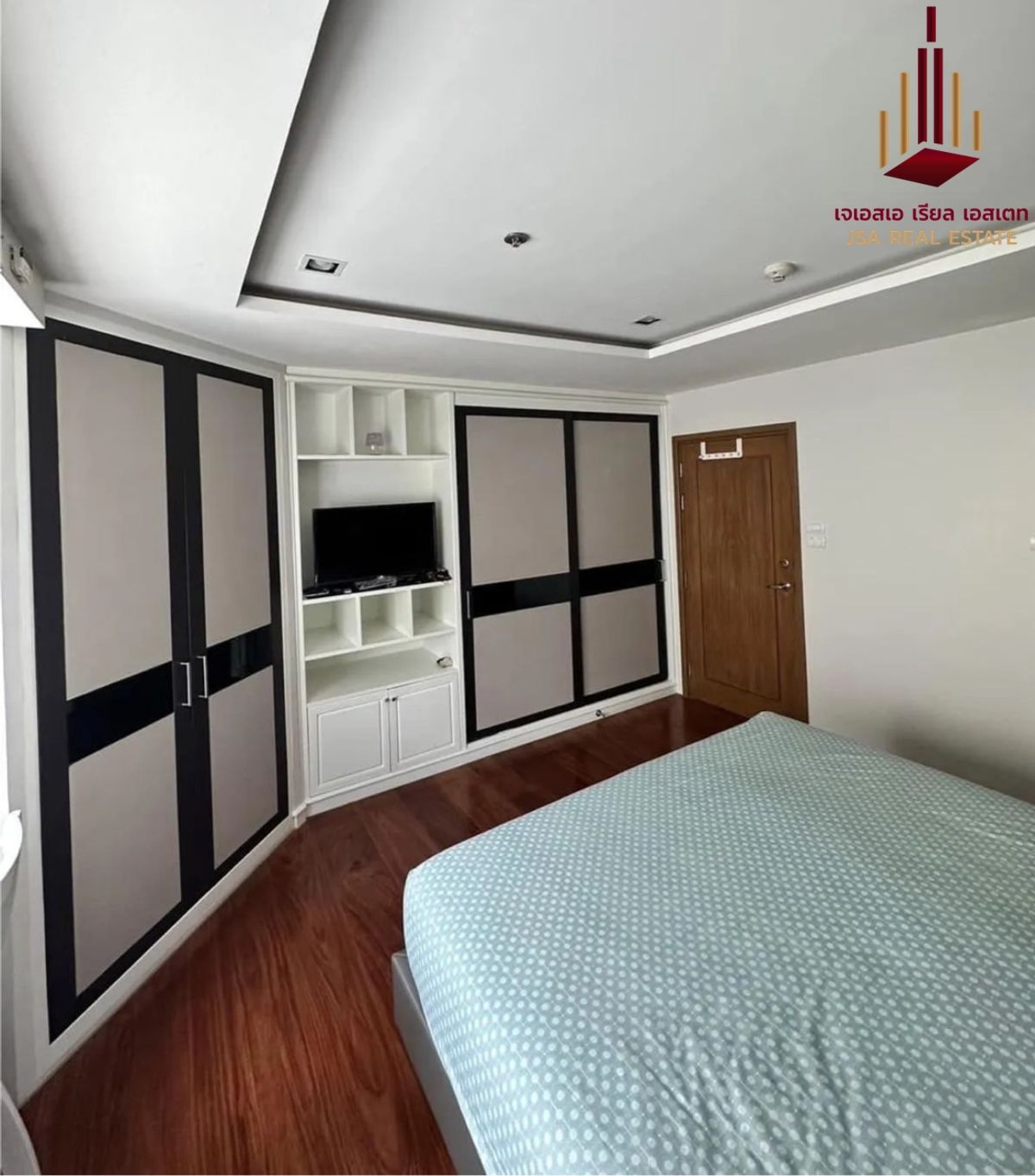 For RentCondoSilom, Saladaeng, Bangrak : ✨ For Rent: Silom Parkview Condo ✨ 💰 ONLY 40,000 THB/Month