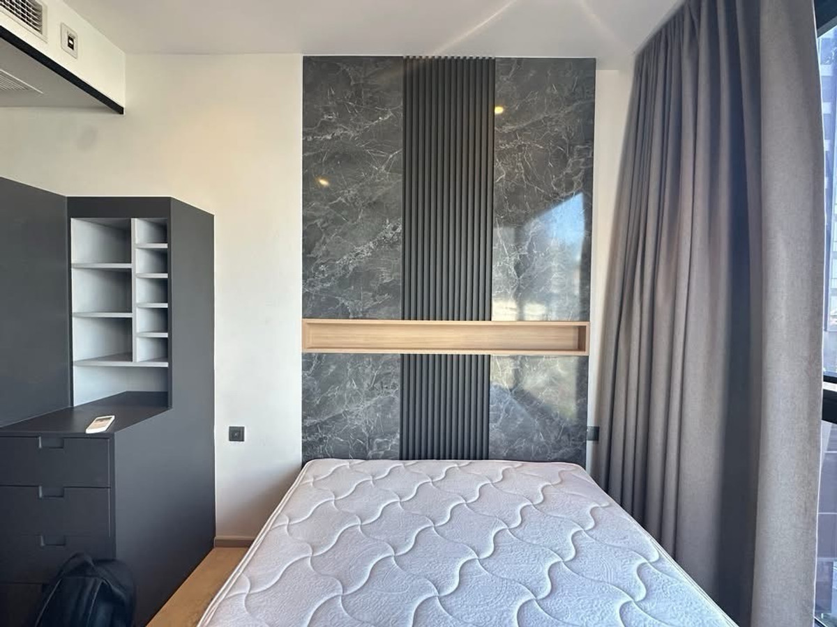 For RentCondoRama9, Petchburi, RCA : 🌿🏙️✨ The room is available in full 🧸💖