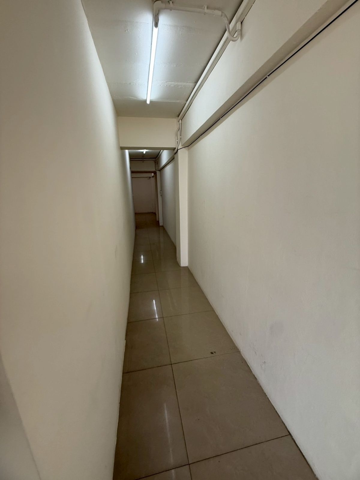 For RentShop HouseRama5, Ratchapruek, Bangkruai : Rent a 2 -story commercial building on Ratchapruek Road Near the Walk Ratchapruek, suitable for various clinic showrooms.