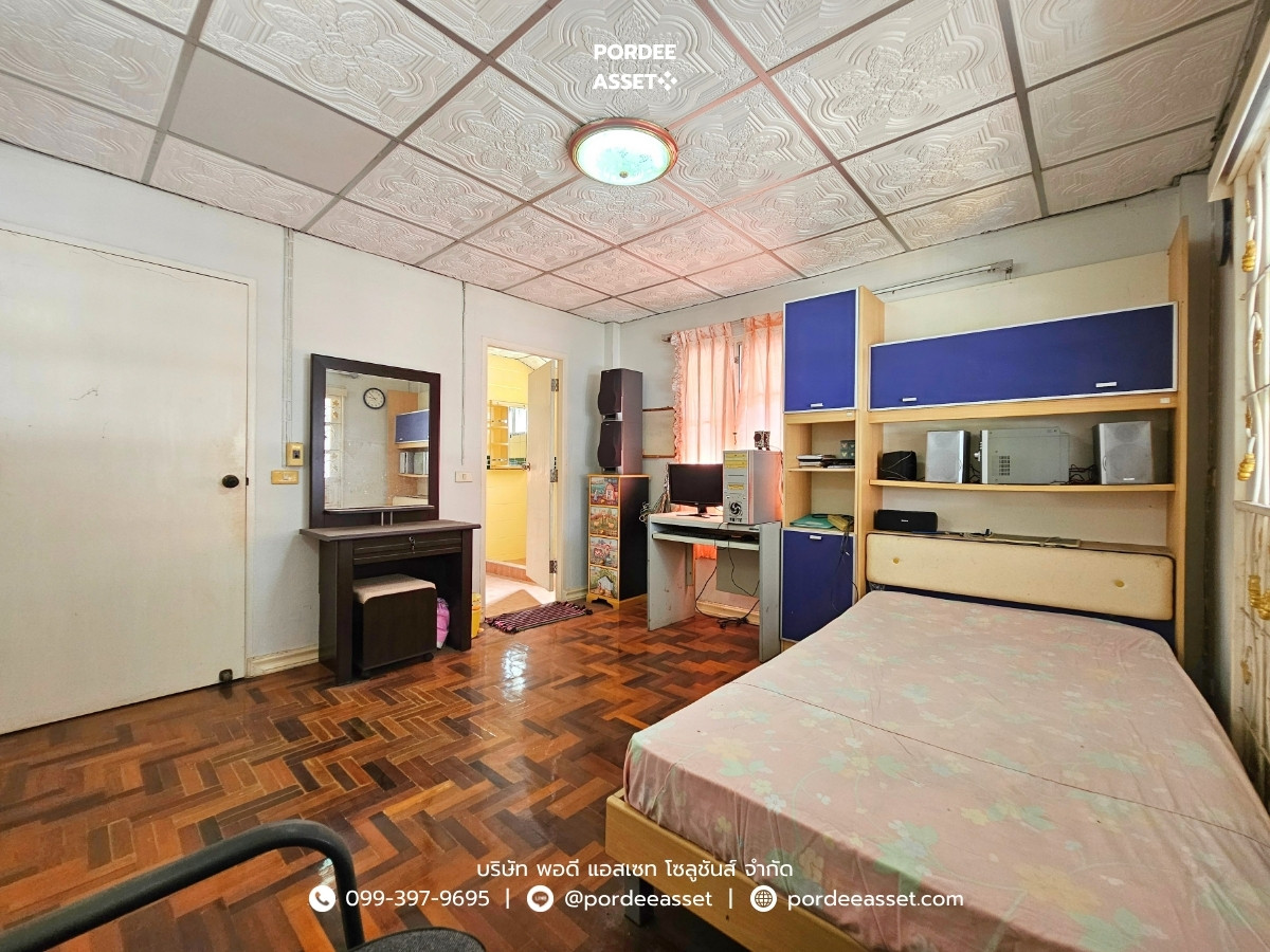 For SaleTownhomeNakhon Pathom : sell!! Twin house, Ban Suan Nakhon Chai Si, Nakhon Pathom Province (size 40 sq.w.), the road in front of the house, 7 meters wide, the project is on the main road, Petchkasem Road: (Baan Suan Nakhon Chai Si).