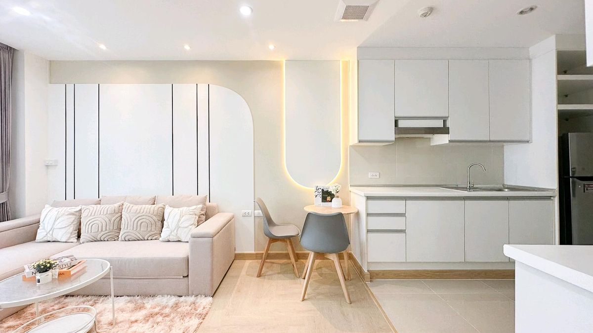 For SaleCondoLadprao101, Happy Land, The Mall Bang Kapi : 🥰 Happy the owner Both pets 🐶🐱 Can raise animals. Very large room. 2 beds. Happy Ladprao 101🫶😙🫶