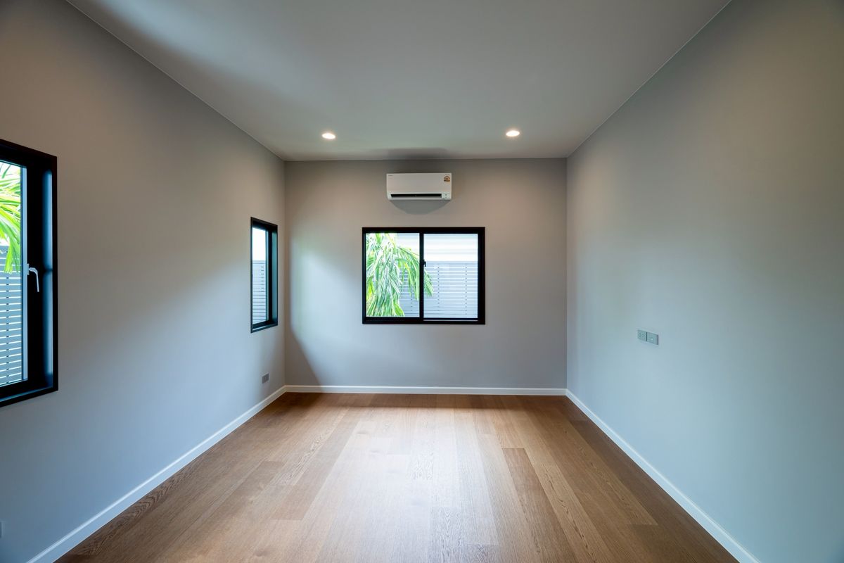 For SaleHouseSamut Prakan,Samrong : Else Bearing 32 Luxurious single house Private swimming pool With a certified house Super special price