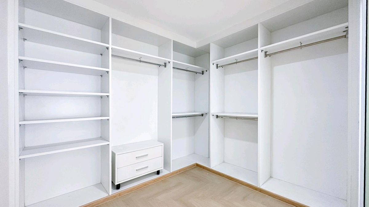 For SaleCondoLadprao101, Happy Land, The Mall Bang Kapi : 🥰 Happy the owner Both pets 🐶🐱 Can raise animals. Very large room. 2 beds. Happy Ladprao 101🫶😙🫶