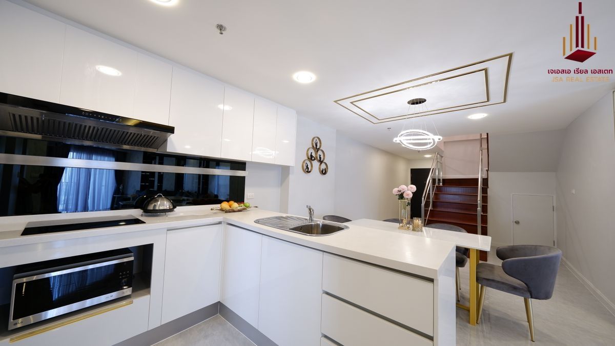 For SaleCondoRama9, Petchburi, RCA : ✨ For Sale: Belle Grand Rama 9 Condo ✨ 💰 ONLY 28,0000,000 THB