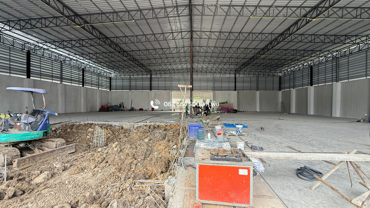 For rent, newly built warehouse, 1,200 sq m. ‼️ near CDC Yothin Phatthana 3, along Ramintra Expressway. Near the expressway 📍suitable for distribution center Warehouse, product stock, studio, office, store, online business, transportation business, e-comm Loading...