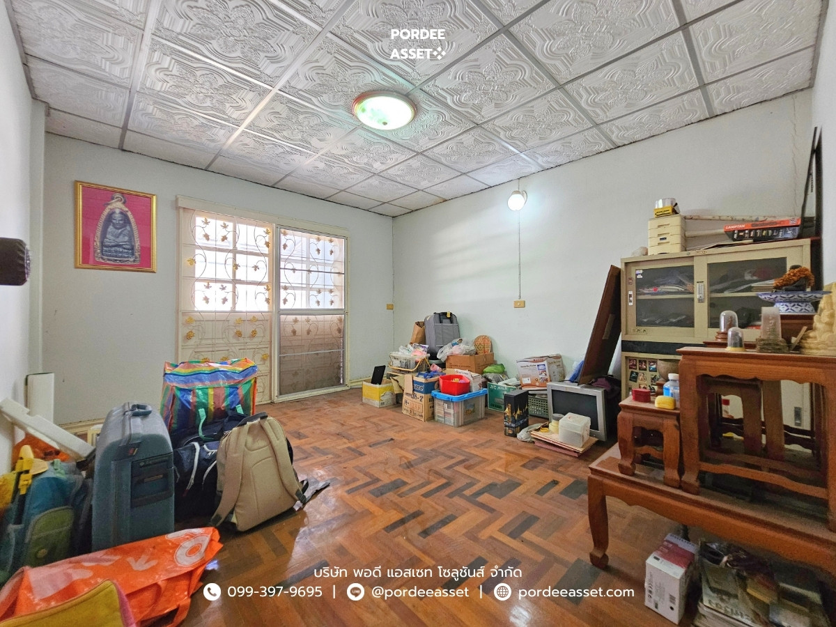 For SaleTownhomeNakhon Pathom : sell!! Twin house, Ban Suan Nakhon Chai Si, Nakhon Pathom Province (size 40 sq.w.), the road in front of the house, 7 meters wide, the project is on the main road, Petchkasem Road: (Baan Suan Nakhon Chai Si).