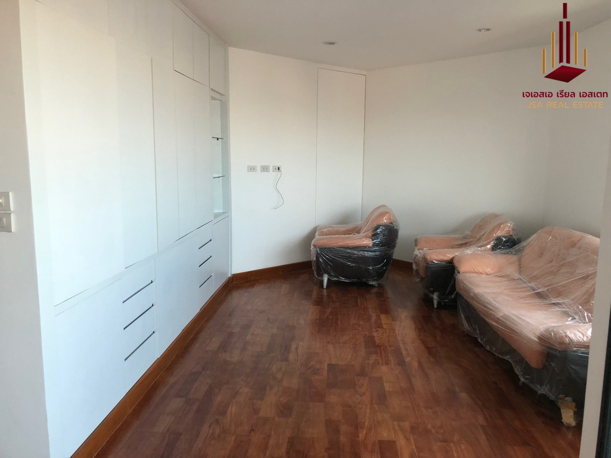 For RentCondoSathorn, Narathiwat : ✨ For Rent: Sathorn Garden Condo ✨ 💰 ONLY 45,000 THB/Month