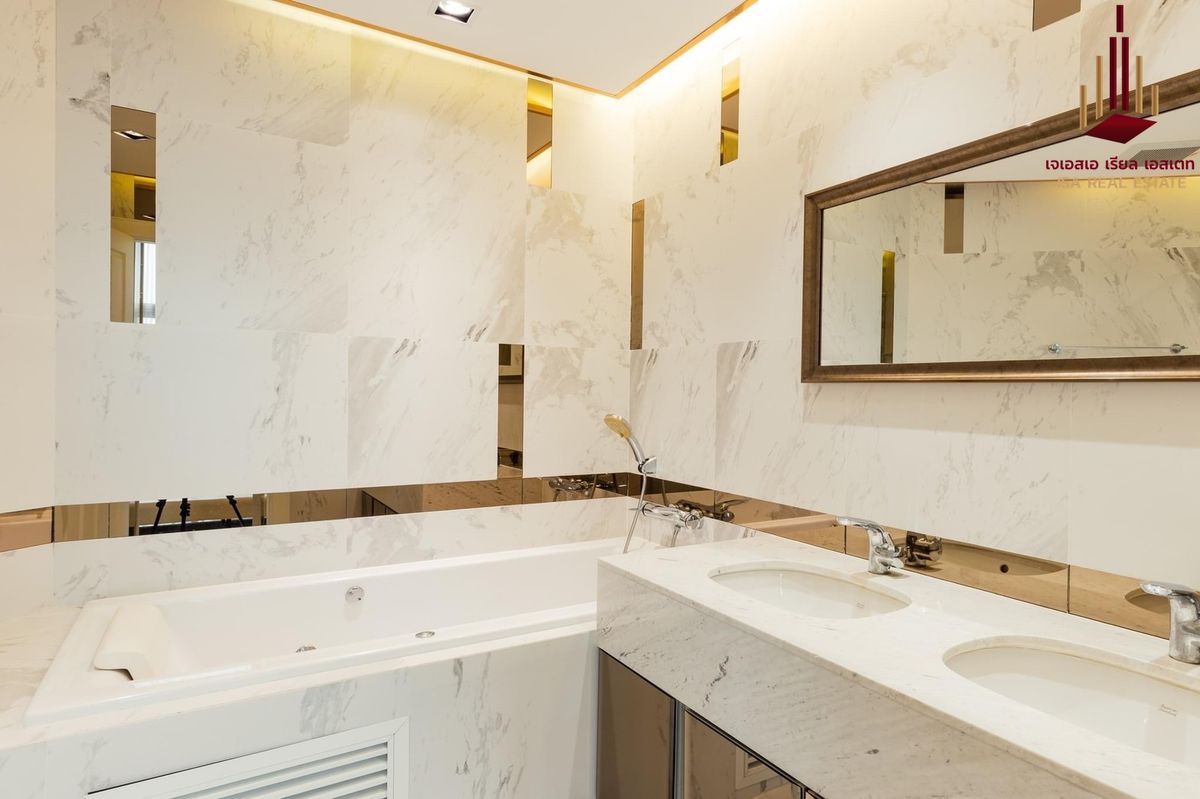 For SaleCondoRama9, Petchburi, RCA : ✨ For Sale: Belle Grand Rama 9 Condo ✨ 💰 ONLY 24,500,000THB