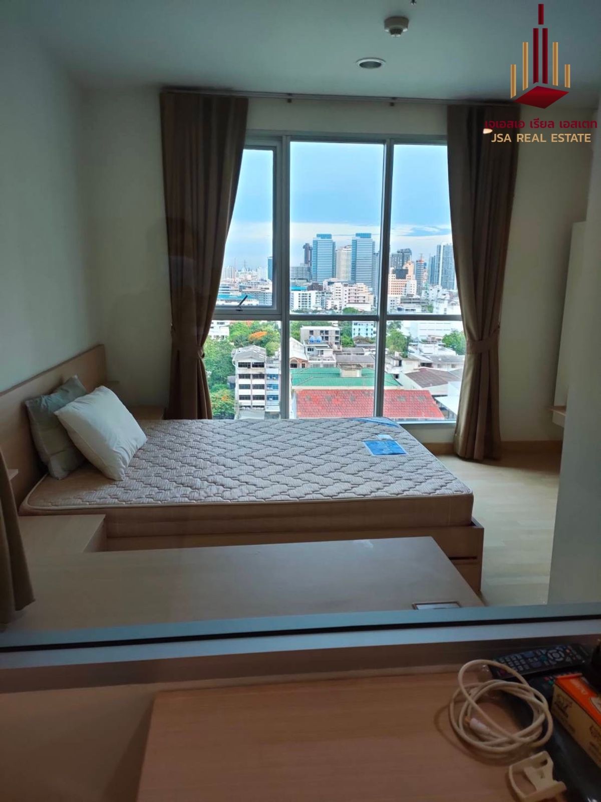 For SaleCondoRatchadapisek, Huaikwang, Suttisan : ✨ For Sale: Rhythm Ratchada Condo ✨ 💰 ONLY 3,300,000 THB