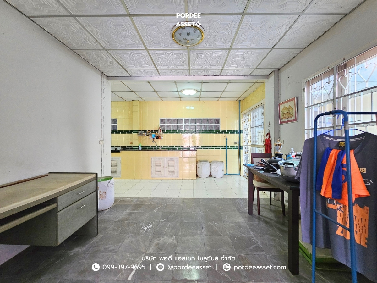 For SaleTownhomeNakhon Pathom : sell!! Twin house, Ban Suan Nakhon Chai Si, Nakhon Pathom Province (size 40 sq.w.), the road in front of the house, 7 meters wide, the project is on the main road, Petchkasem Road: (Baan Suan Nakhon Chai Si).