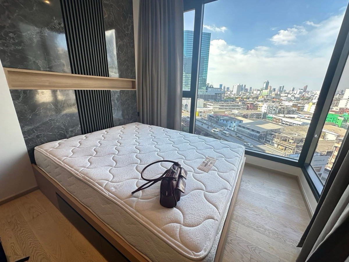 ให้เช่าคอนโดพระราม 9 เพชรบุรีตัดใหม่ RCA : 🌿🏙️✨ ห้องว่าง พร้อมอยู่ เฟอร์ครบ🧸💖