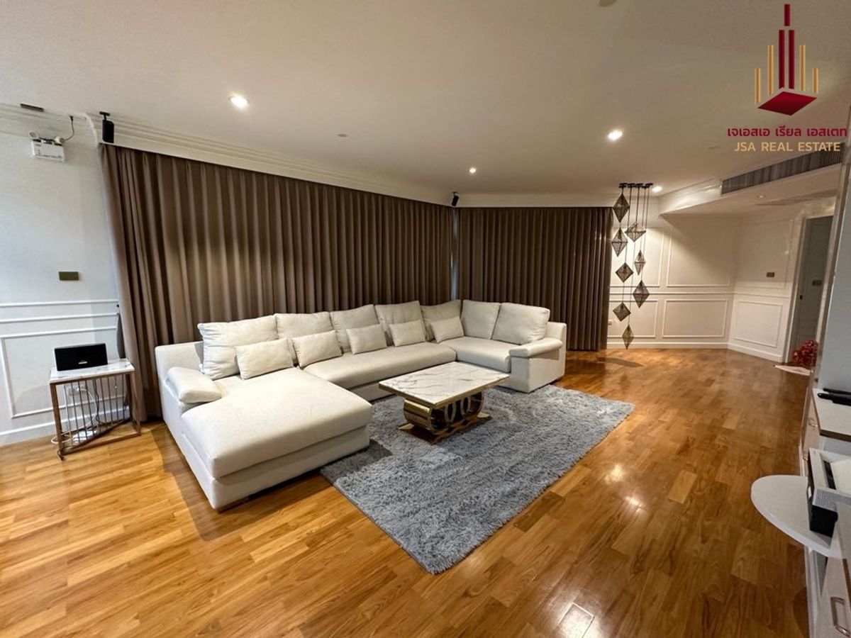For SaleCondoWongwianyai, Charoennakor : ✨ For Sale: Watermark Chaophraya River condo ✨ 💰 ONLY 45,000,000 THB