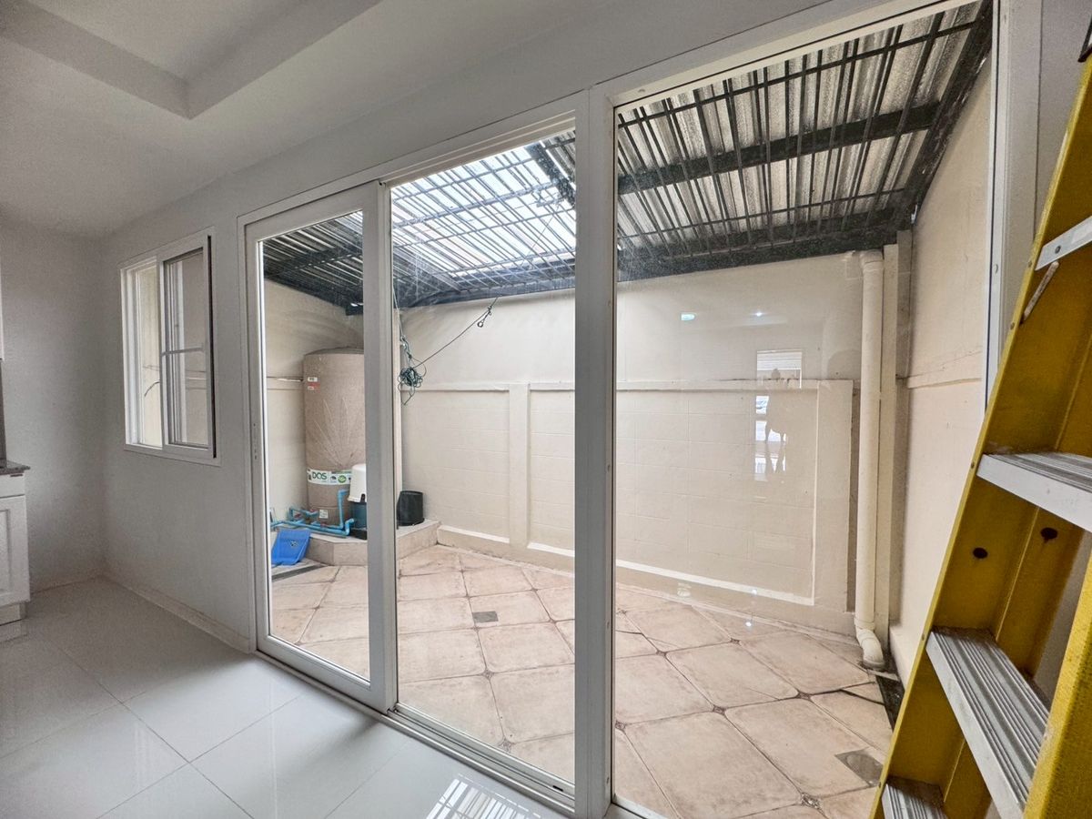 ขายทาวน์โฮมลาดกระบัง สุวรรณภูมิ : ขายด่วนหมู่บ้าน ศุภาลัย สวนหลวงร.9 สภาพใหม่มาก เพียงแค่ 3.9 ล้าน (N.668)